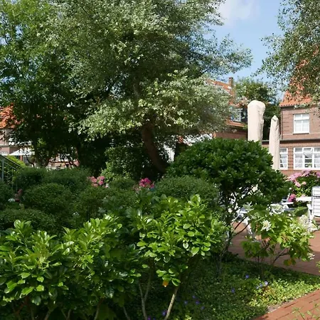 Apartment Parkvilla Mathilde *